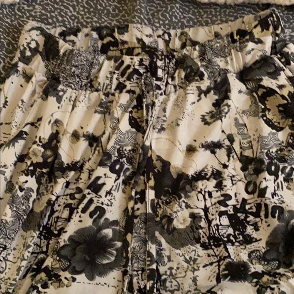 flowy pants - Picture 2 of 3